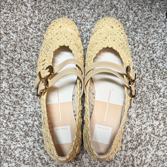 Dolce Vita Women's Tan Crochet Flats - Picture 2 of 5